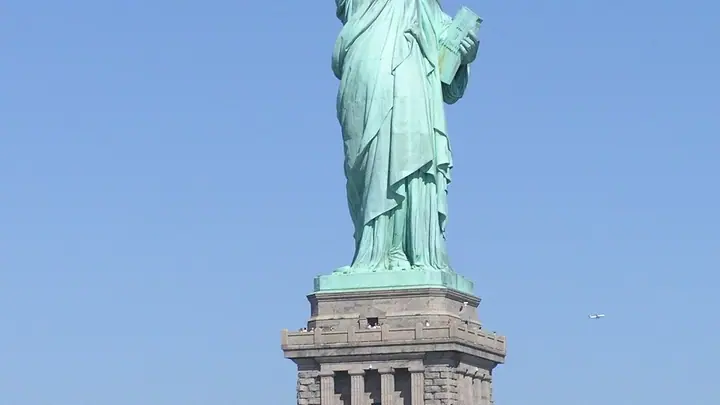 США